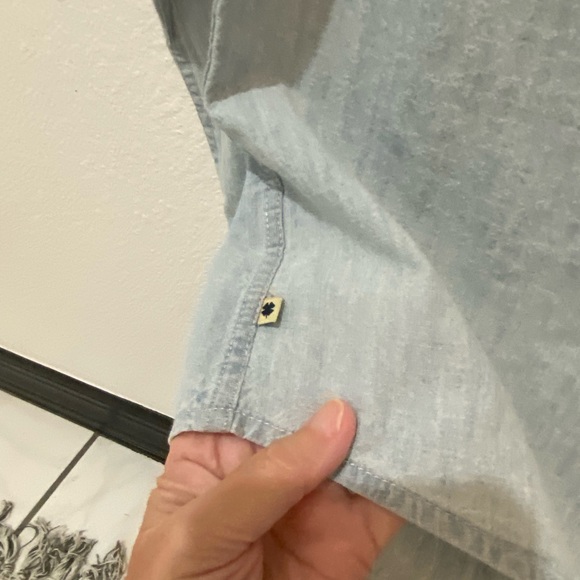 Lucky Brand Boys Long Sleeve Button Down Light Wash Denim Shirt - M - Picture 8 of 8